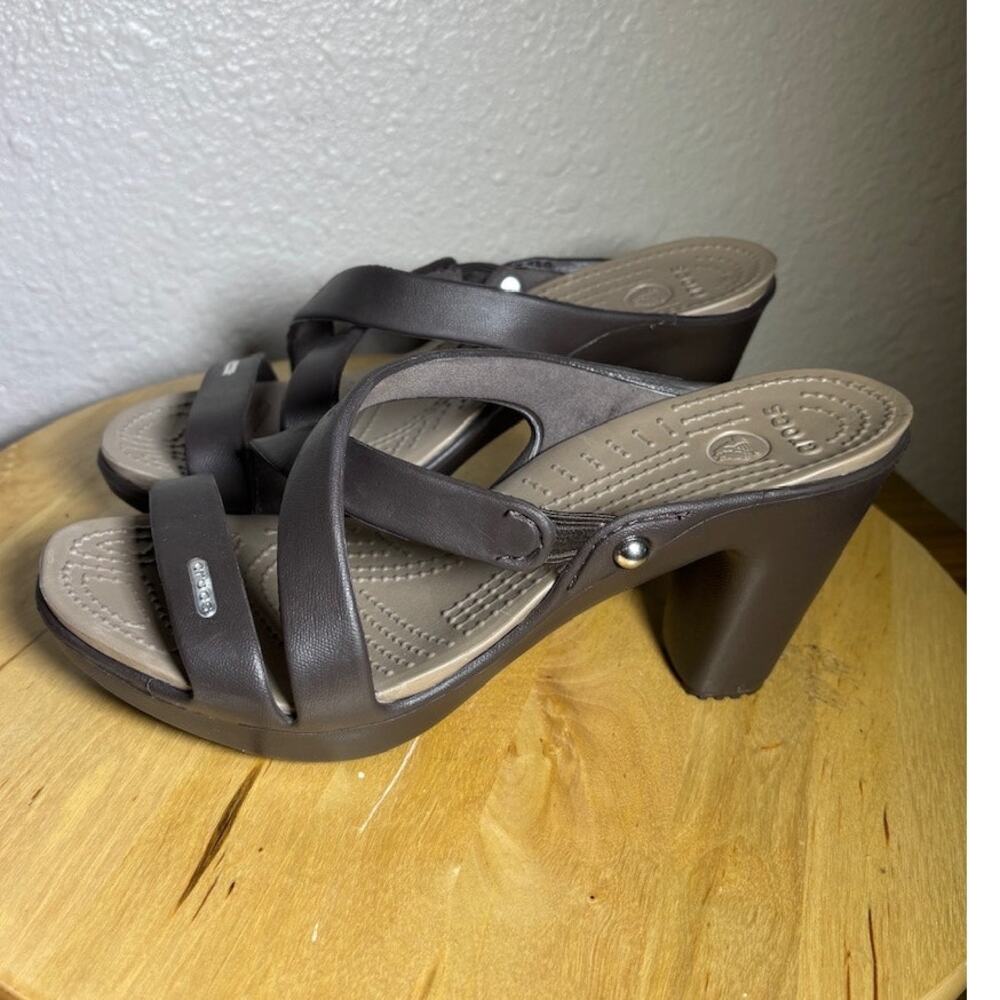Crocs Brown Heeled Strappy Slip-On Sandals size 8